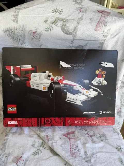 LEGO Icons McLaren MP4/4 & Ayrton Senna (10330) F1 Race car And Mini figure.
