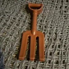 Lego DUPLO 10531 Brown Pitch Fork for Minifig Minifigure Figure Tool Piece A10