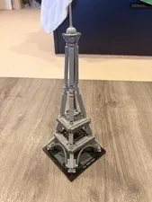 Retired Lego Architecture Set: The Eiffel Tower (100% Complete)