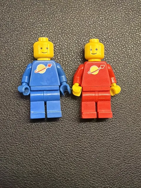Classic Red & Blue Spaceman Lego Minifigures - No Accessories