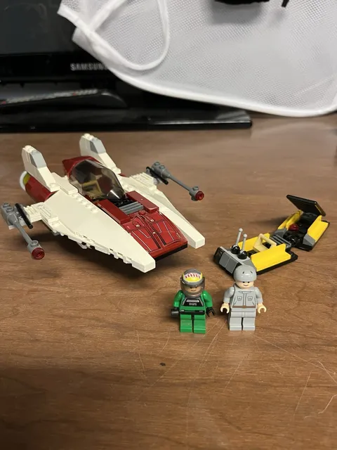 Lego Star Wars 6207 A-wing Fighter 100% Complete w/ Minifigures