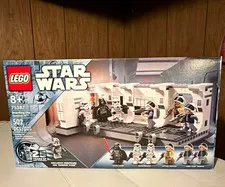 LEGO Star Wars 75387 Boarding the Tantive IV Limited Edition 502pcs 8+