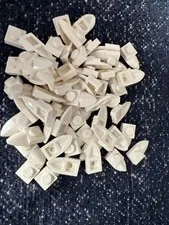 LEGO 49668 White Plate, Modified 1 x 1 with Tooth Horizontal 60 Pieces