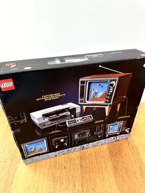 LEGO Super Mario: Nintendo Entertainment System (‎71374) Good Condition