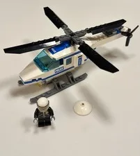 Lego 7741 - Town City Police Helicopter  2008. Incomplete. Mini fig Included.