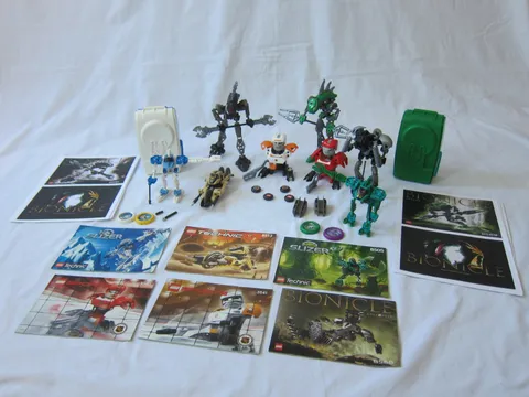 LEGO 8566 8589 8591 8501 8505 8513 3540 3541 Bionicle Rahkshi Slizer Robo Riders