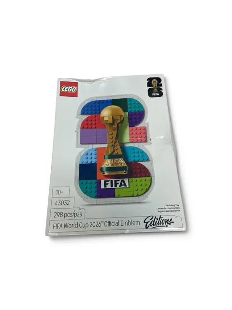 LEGO EDITIONS FIFA WORLD CUP OFFICIAL EMBLEM LOGO 43032