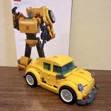 LEGO Icons Transformers 10338 Bumblebee 950pc Built Box Converts