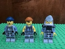 LEGO Minifigures Lot of 3 Shark Suit Minifigure & 2 Construction Workers