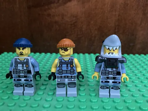 LEGO Minifigures Lot of 3 Shark Suit Minifigure & 2 Construction Workers