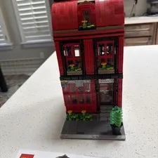 LEGO 2024 Ideas Red London Telephone Box - MOC BUILDING