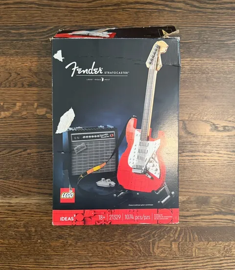 Opened NIB LEGO Ideas: Fender Stratocaster 21329 Complete Set and Manual