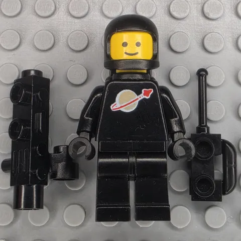 Lego Space Minifigure SP003 Classic Space Black with Air Tanks