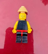LEGO Minifigure Tan Conical Asian Hat Plain Black Torso Red Fighter Red Belt