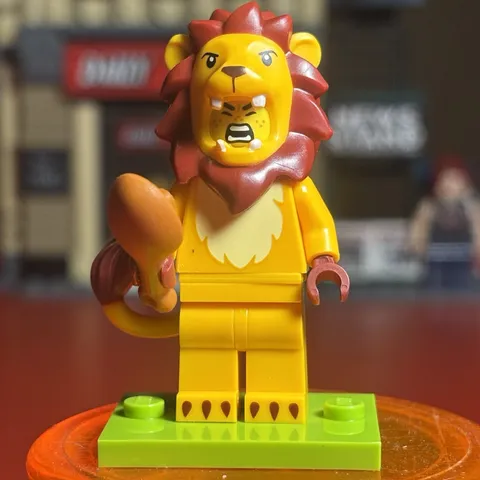 Lego Lion Costume Fan Minifigure Collectible Series 28 71051 CMF, New.