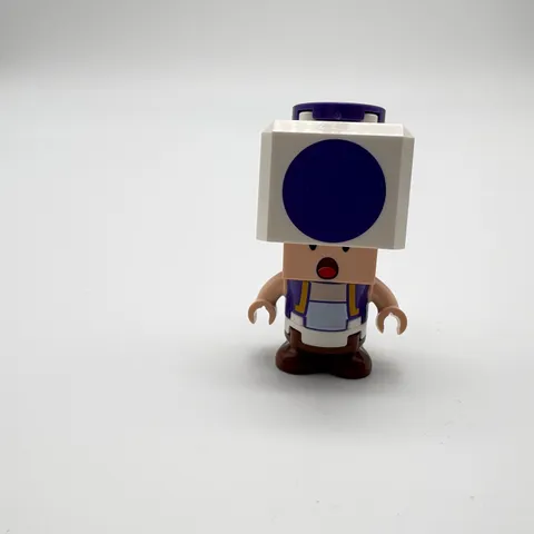Lego Purple Toad 71423 Surprised Super Mario Minifigure