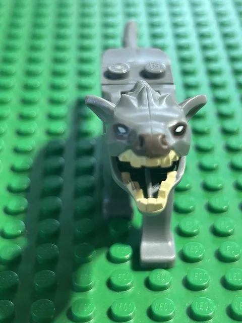 Lego Lord of the Rings Warg Grey Hobbit 79002 Attack of the Wargs RARE 2012