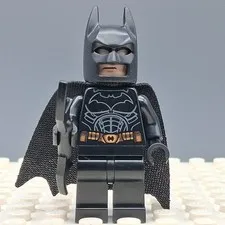 Lego Super Heroes Batman - Black Suit with Copper Belt Minifigure sh0781