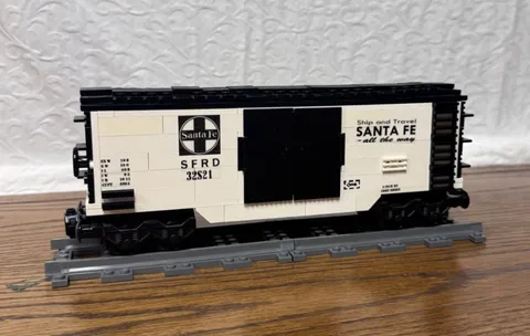 Custom Brick 9v Train Santa Fe White Boxcar