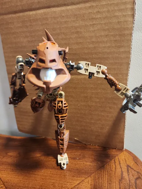 LEGO BIONICLE: Piraka Avak (8904) Incomplete For Parts
