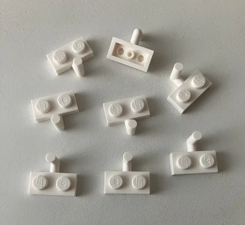LEGO 8x NEW Pieces Plate 1x2 Modified w/ Hook Arm WHITE #43876/4623b