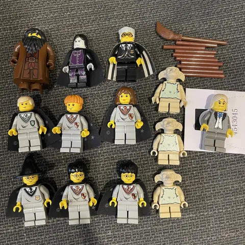 LEGO Harry Potter Minifigures Vintage Yellow Skin 13 minifigs Hagrid Snape Dobby