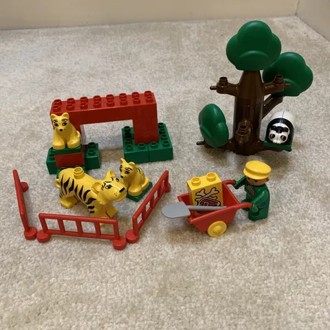 LEGO Duplo 2664 Town Zoo Jungle Friends Tiger Enclosure Building Toy Set 1990