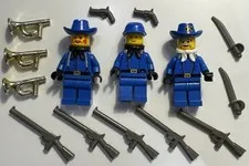 Lego Cowboy Bluecoats Cavalry Figures And Weapons Guns Bugles