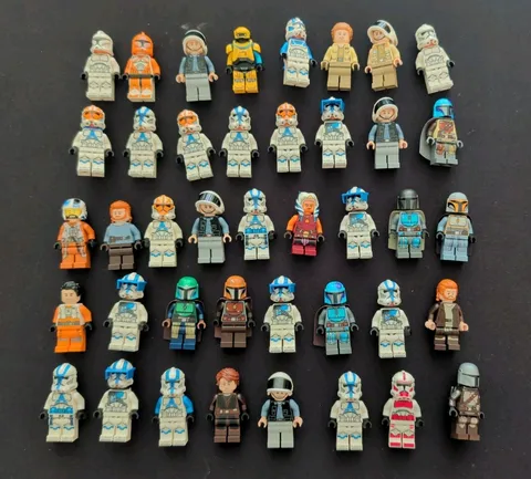  LEGO Star Wars Minifigure Lot - Over 40 Mini Figs