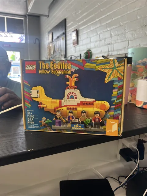 LEGO Ideas: The Beatles Yellow Submarine (21306) - New Sealed Retired
