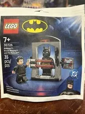 LEGO DC Batman Bruce Wayne and the Batsuit (30726) 2 Minifigures Batcave 2026