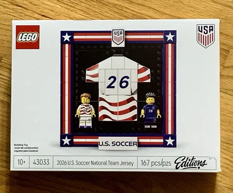 LEGO Editions World Cup Soccer 26' U.S. National Team Jersey Set New/Sealed