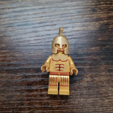 LEGO Gold Poseidon Temple Statue Atlantis minifigure 7985 no chest armor