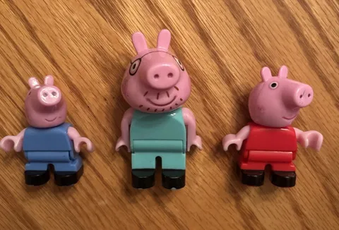 Lego Duplo Peppa Pig Figures Lot Of 3 - Peppa, George And Daddy