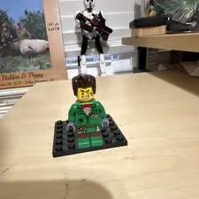 LEGO Minifigures Green Outfit Brown Hair Double-Sided Head good con