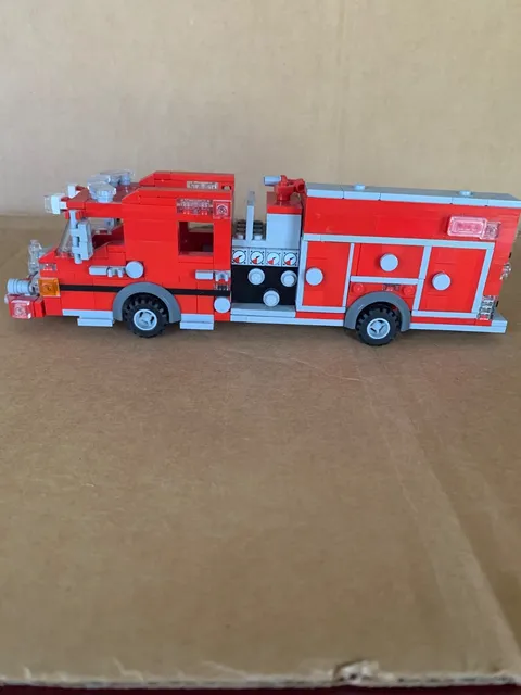 LEGO Fire: Custom Pierce Fire Engine/Pumper