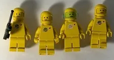 Lot of 4 LEGO Vintage Classic Space Yellow Spaceman Minifigure w Tank & Helmet!!