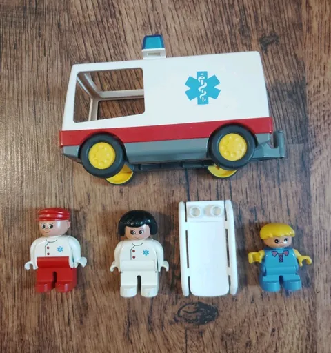 1994 Duplo Ambulance Set, made By Lego, #2682 Pre-owned