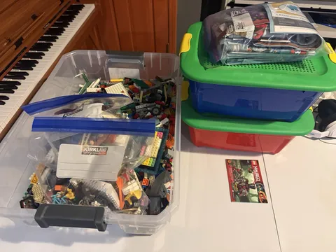 Lego 25lb Lot Tons Of Sets And Mini Figs DC MARVEL