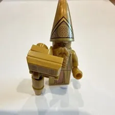 LEGO Gold Wizard Minifigure w/ Cone Hat Pointed Hat Book Plastic Figure