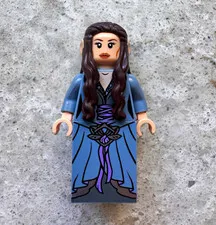 Authentic LEGO Arwen minifigure (lor060) from the Lord of the Rings theme, set 7