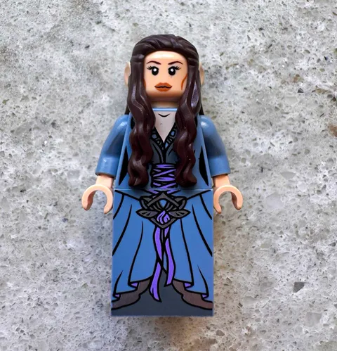 Authentic LEGO Arwen minifigure (lor060) from the Lord of the Rings theme, set 7