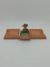 LEGO Adventurers Orient - Johnny Thunder W/ Map (adv037) 7417 Everest