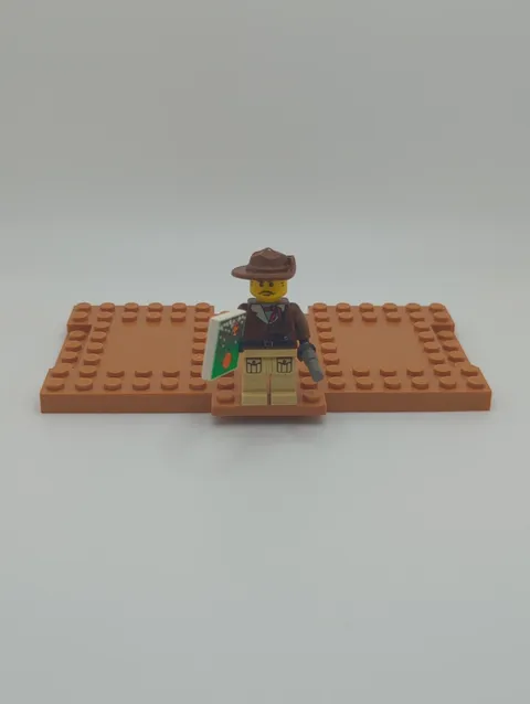 LEGO Adventurers Orient - Johnny Thunder W/ Map (adv037) 7417 Everest