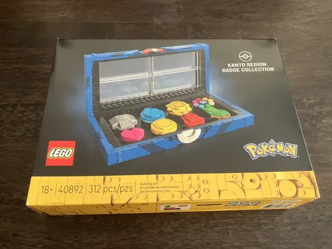LEGO 40892 Pokémon Kanto Region Badge Collection GWP Sealed