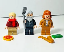 LEGO 21330 Home Alone Marley, Kevin McCallister & Kate McCallister Minifigures