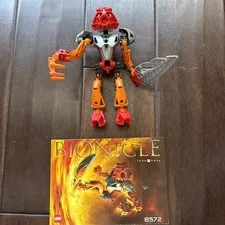 LEGO BIONICLE Set 8572 Tahu Nuva with instructions