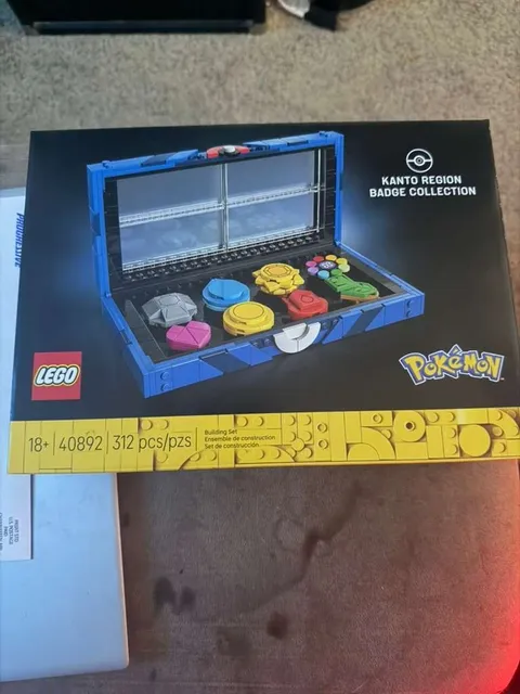 Lego GWP Pokémon 40892 Kanto Region Badge Collection 312 Pieces