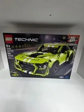 LEGO TECHNIC: Ford Mustang Shelby Gt500 (42138)