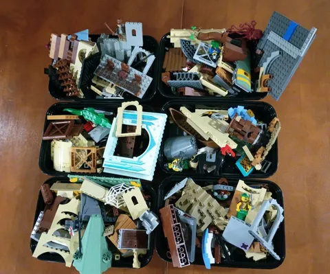 LEGO Castle Bulk Lot 100+ Pcs Kingdom/Potter Pieces,  Wall, Arches,  Door, Slope